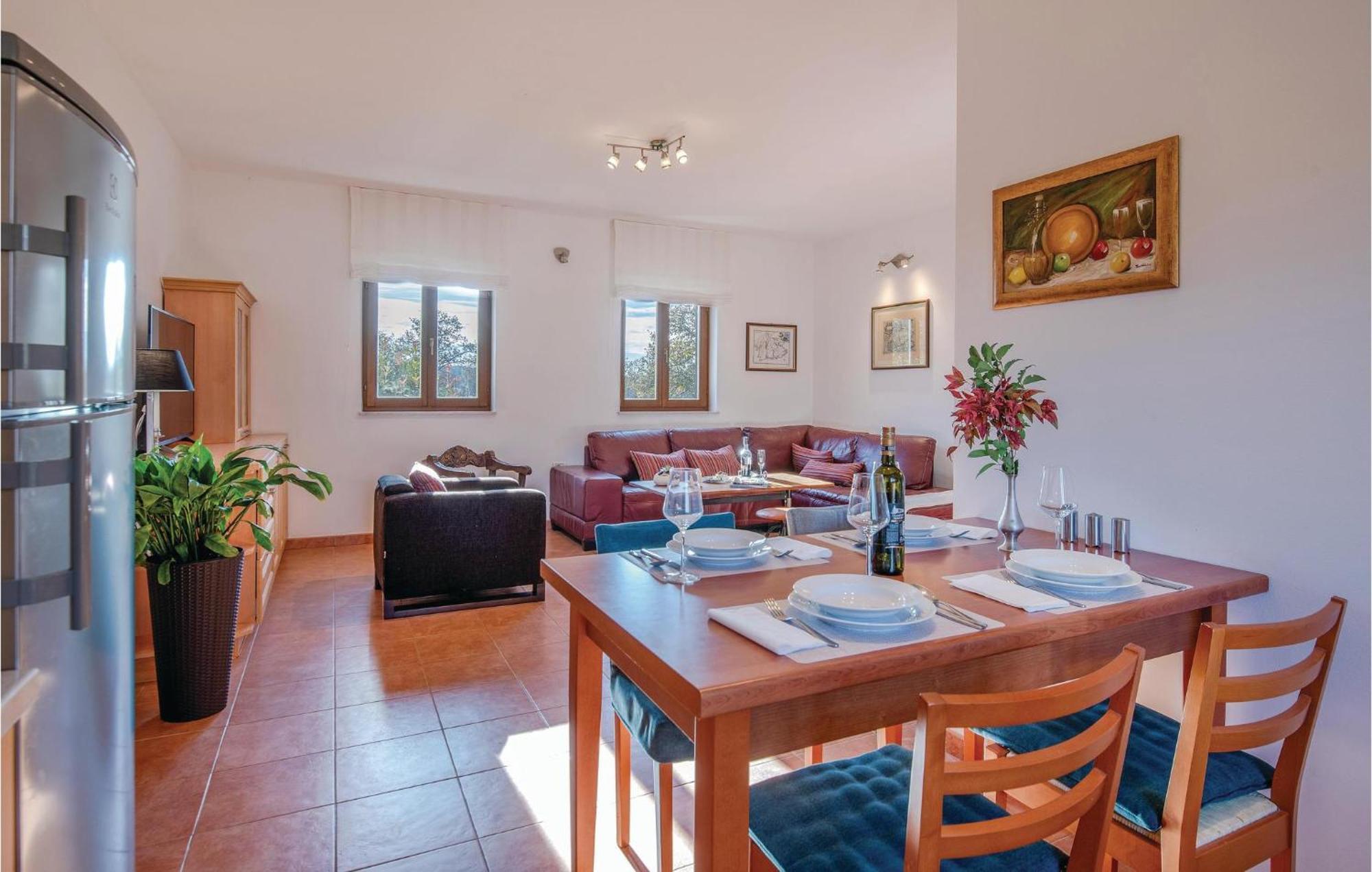 Beautiful Home In Bale With Kitchen Exterior photo